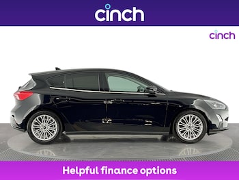 Used Ford Focus 2021 for sale - 76304754: Photo 2