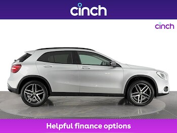 Used Mercedes-Benz GLA 2019 for sale - 76539791: Photo