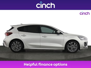Used Ford Focus 2023 for sale - 76324161: Photo 2