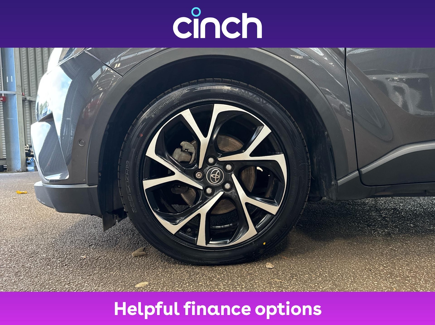 Used Toyota C-HR 2019 for sale - 76362025: Photo 24