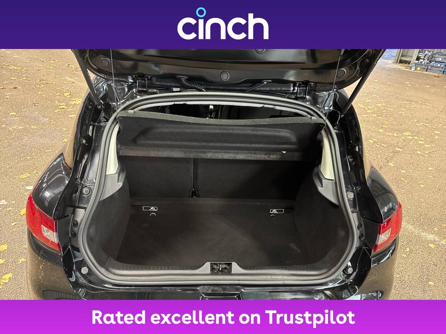 Used Renault Clio 2018 for sale - 76528778: Photo 21