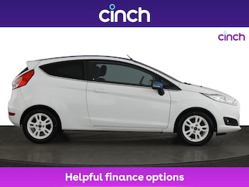 Used Ford Fiesta 2017 for sale - 76324120: Photo 2
