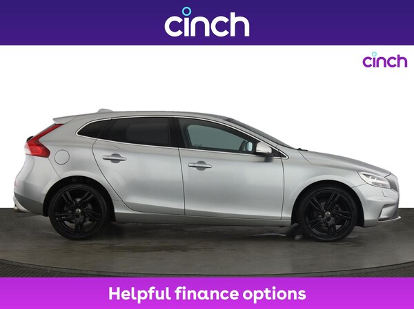 Used Volvo V40 2016 for sale - 76292589: Photo 2
