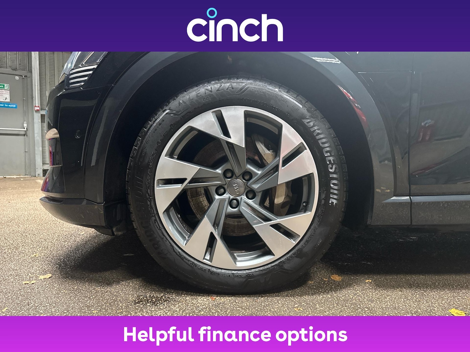 Used Audi e-tron 2020 for sale - 76641529: Photo 24