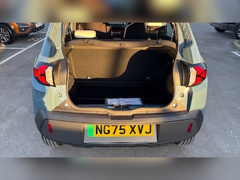 Used Dacia Spring 2025 for sale - 77076998: Photo