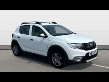 2020 (20) - 0.9 TCe Essential 5dr Petrol Hatchback