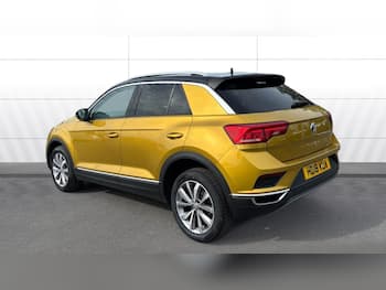 Used Volkswagen T-Roc 2018 for sale - 79759426: Photo