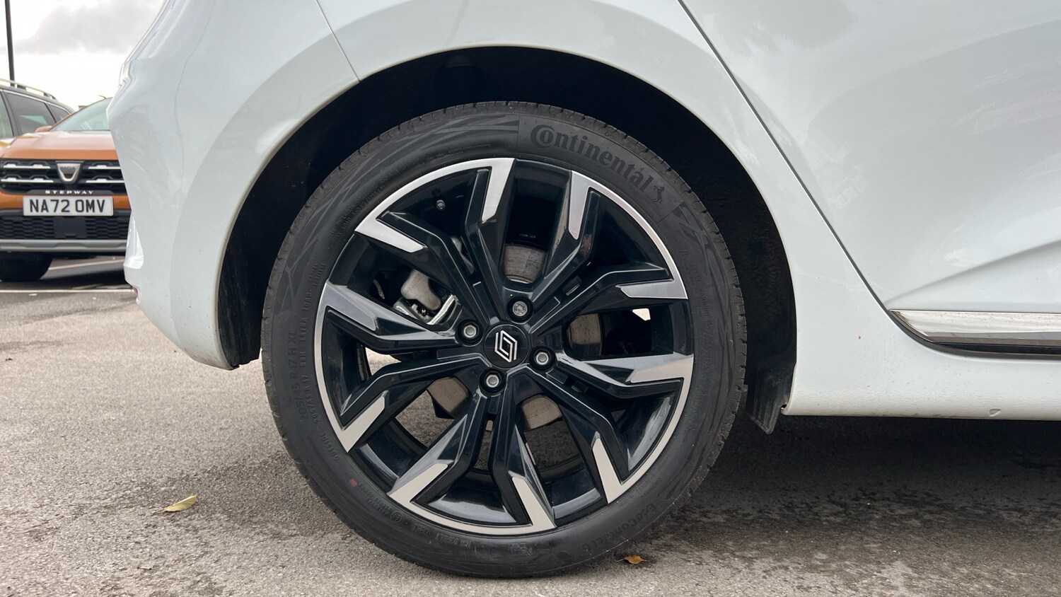 Used Renault Clio 2024 for sale - 76405173: Photo 7