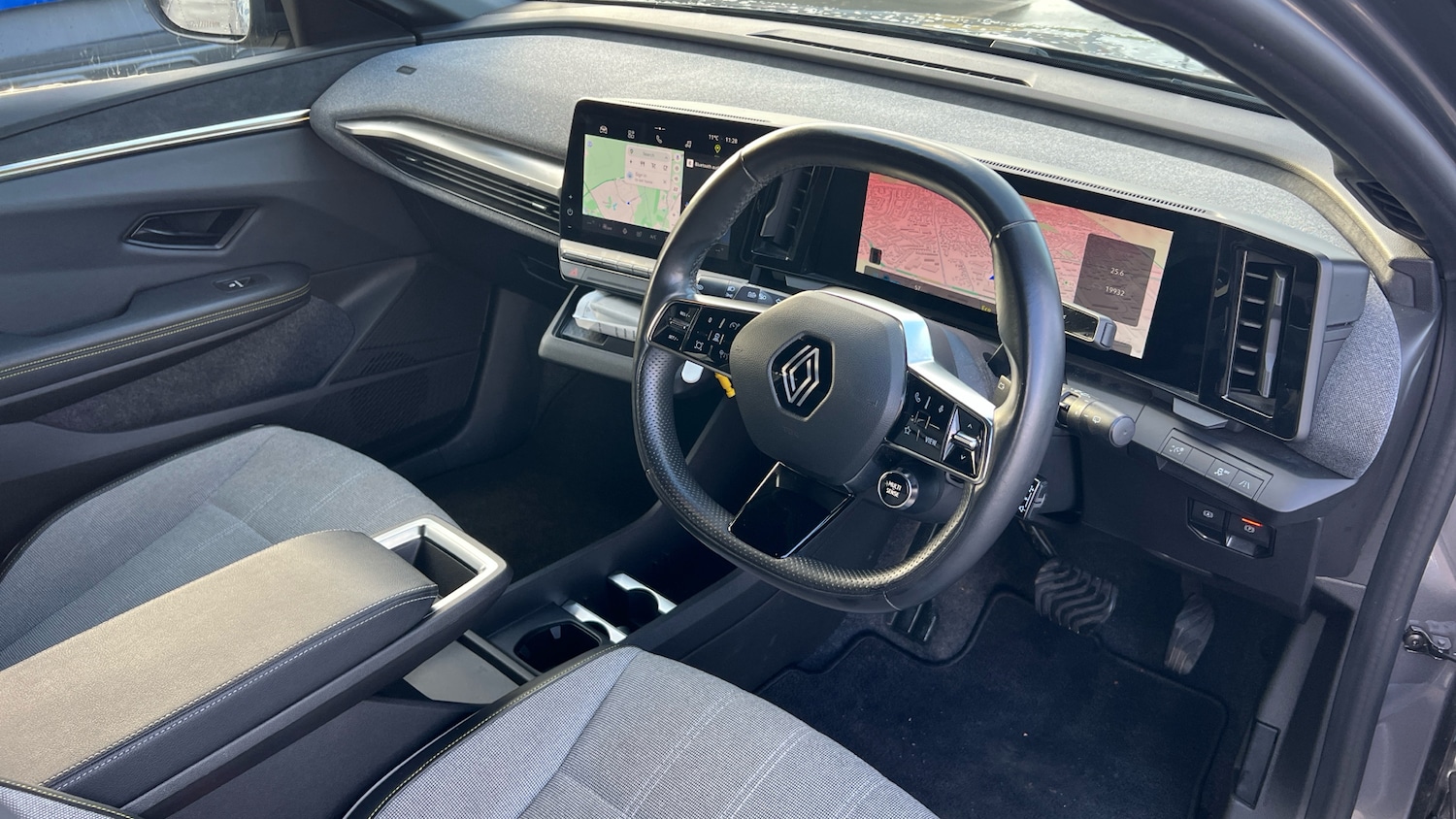 Used Renault Megane E Tech 2022 for sale - 76707142: Photo 11