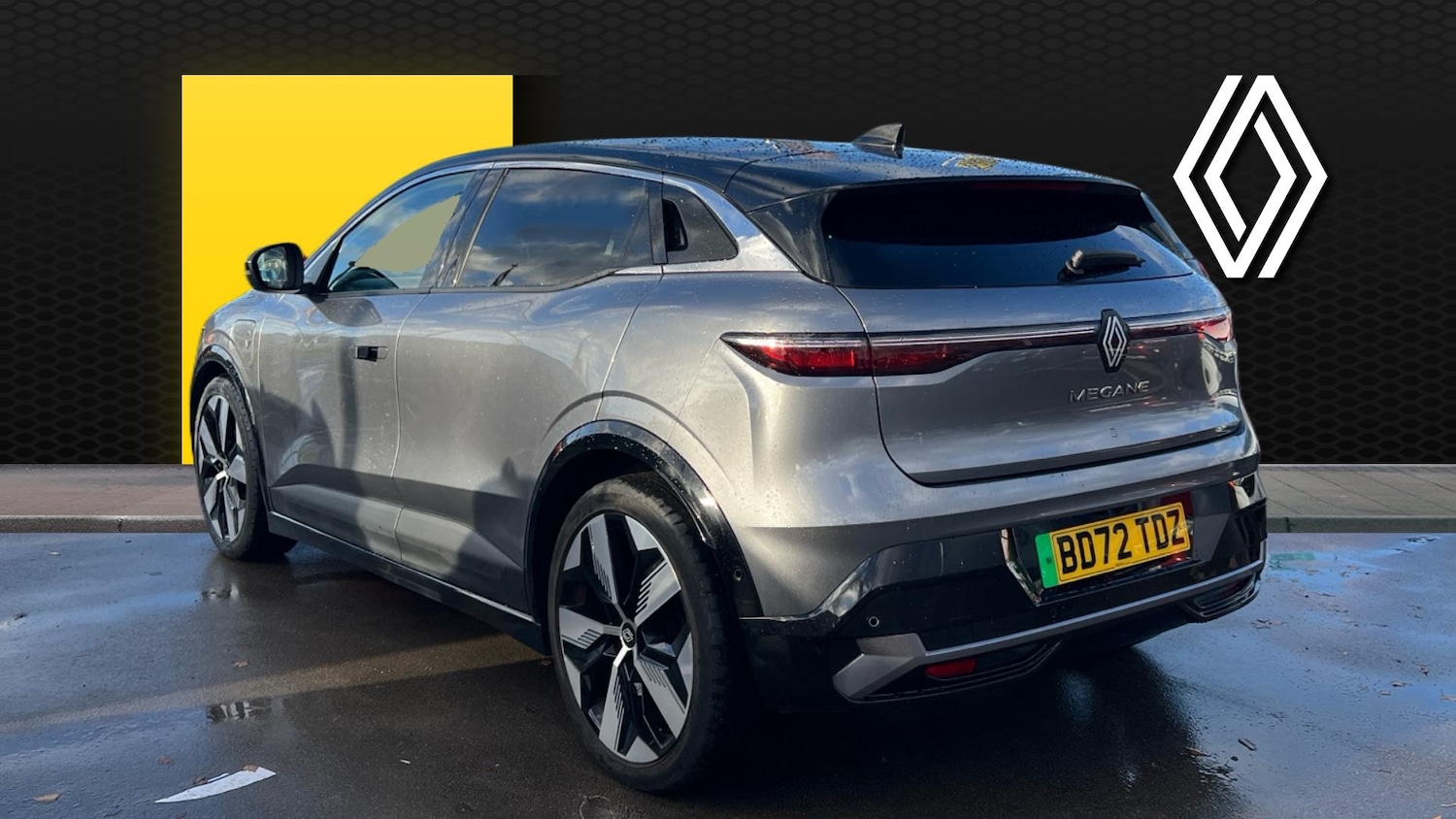 Used Renault Megane E Tech 2022 for sale - 76707142: Photo 2