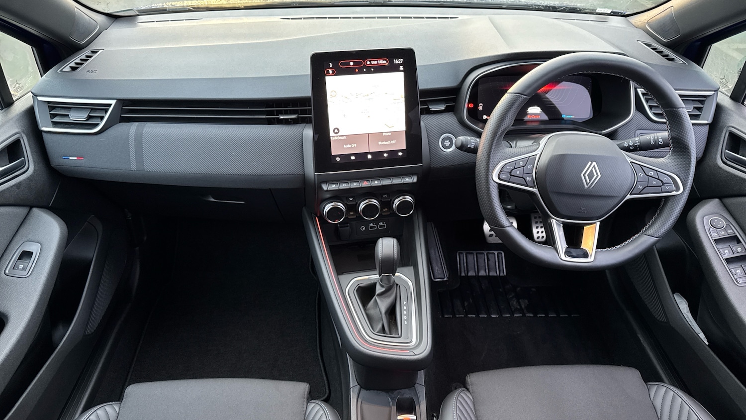 Used Renault Clio 2025 for sale - 77570553: Photo 10