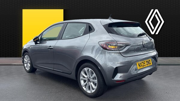 Used Renault Clio 2025 for sale - 75760643: Photo 2