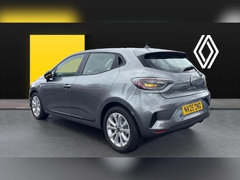 Used Renault Clio 2025 for sale - 75760643: Photo