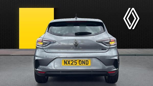 Used Renault Clio 2025 for sale - 75760643: Photo 6