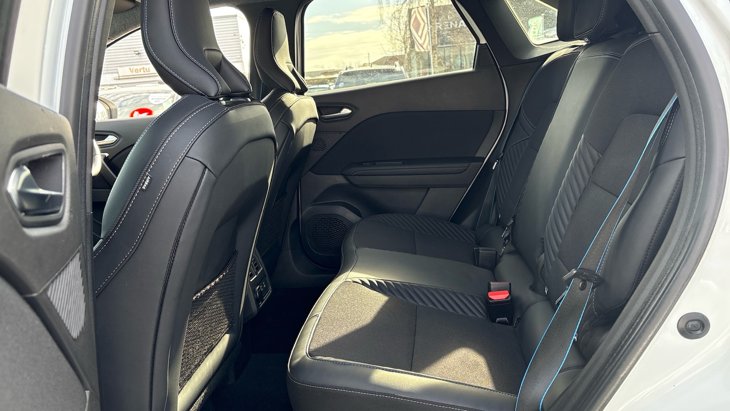 Used Renault Other 2024 for sale - 77985208: Photo 16