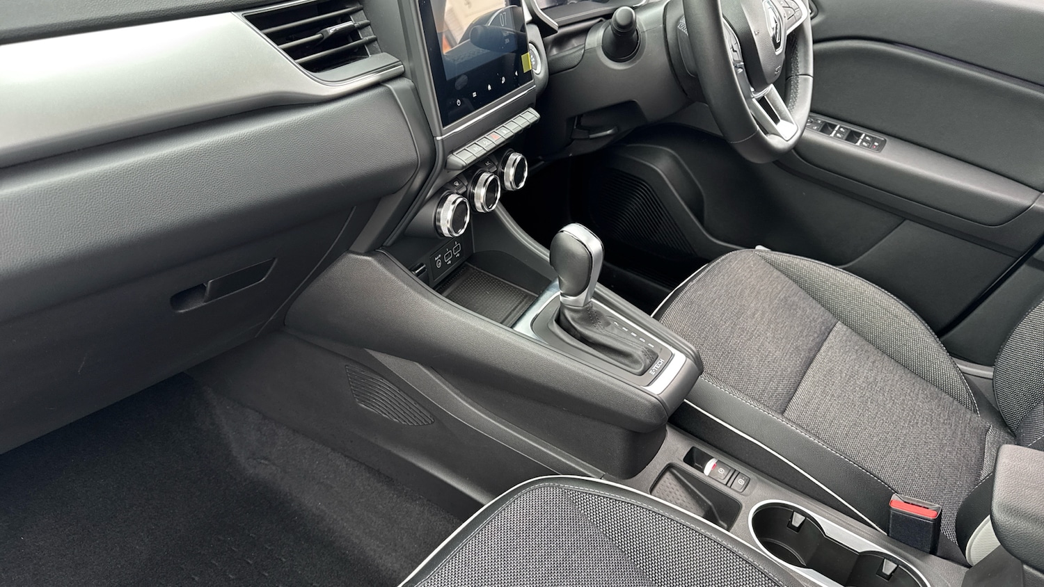 Used Renault Captur 2022 for sale - 77961673: Photo 13