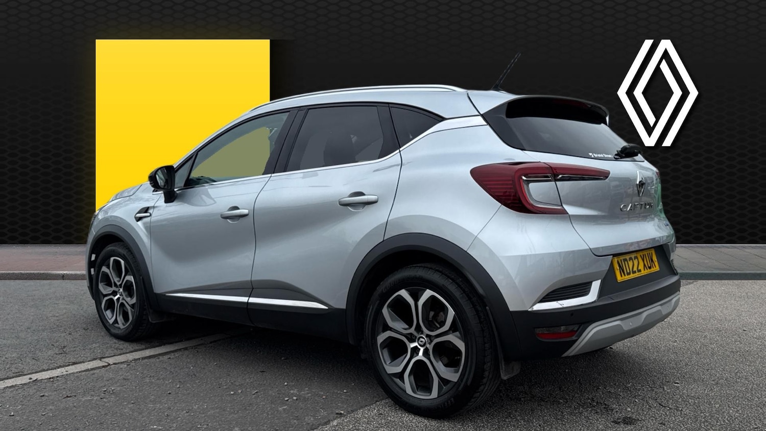 Used Renault Captur 2022 for sale - 77961673: Photo 2