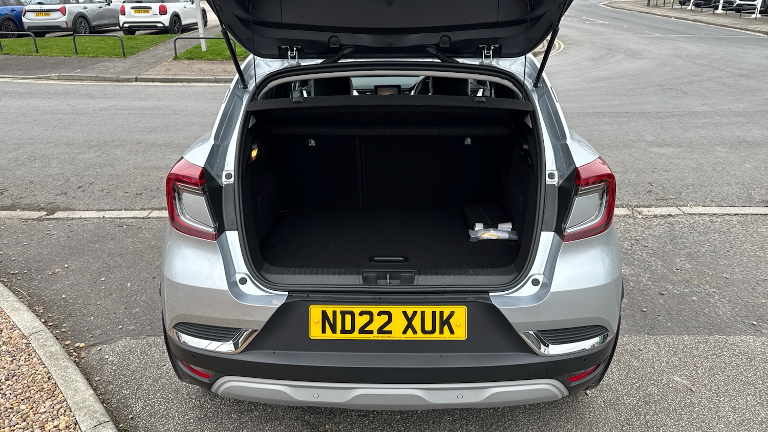 Used Renault Captur 2022 for sale - 77961673: Photo 4