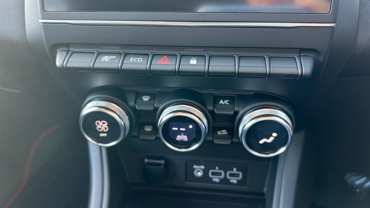 Used Renault Captur 2023 for sale - 76895239: Photo 14