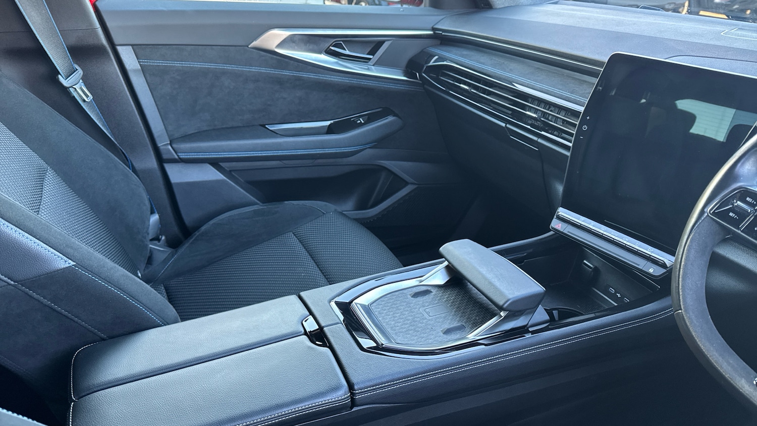 Used Renault Austral 2024 for sale - 76895211: Photo 14