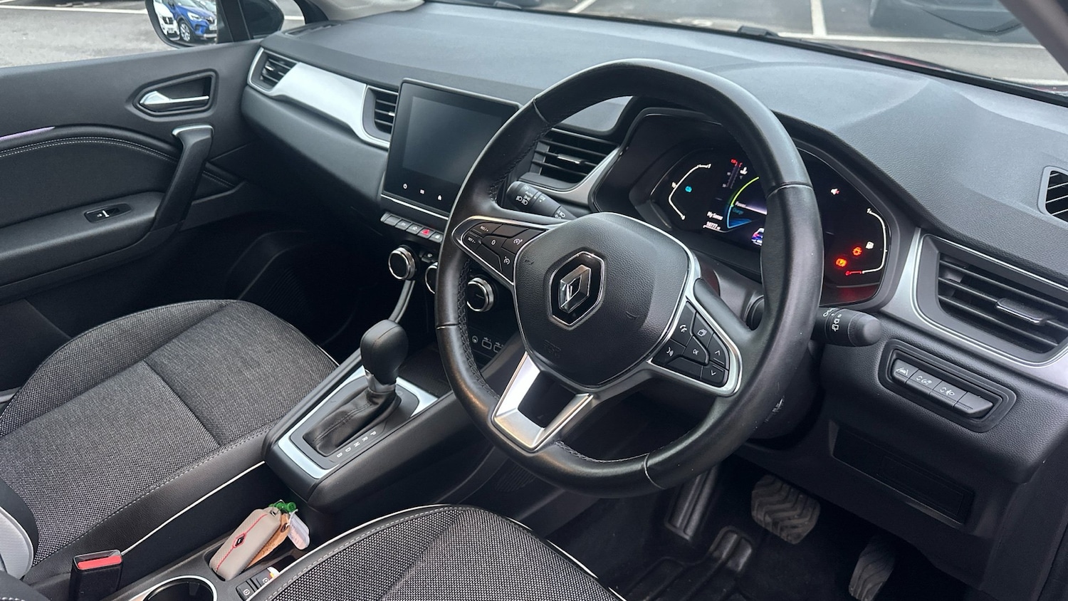 Used Renault Captur 2024 for sale - 76638521: Photo 11