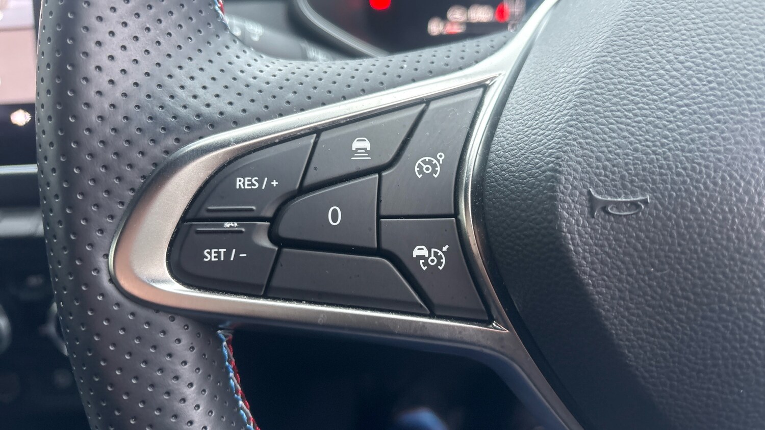 Used Renault Clio 2024 for sale - 77501662: Photo 21