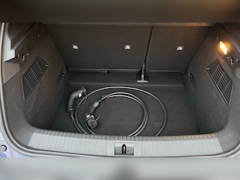 Used Renault Megane E Tech 2023 for sale - 76404452: Photo