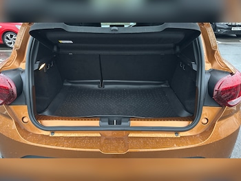 Used Dacia Sandero Stepway 2022 for sale - 76895195: Photo