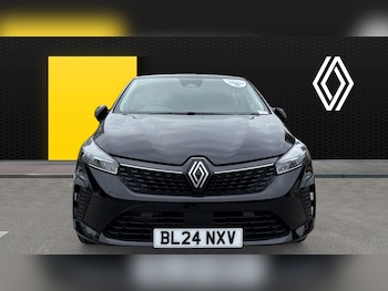 Used Renault Clio 2024 for sale - 76194701: Photo
