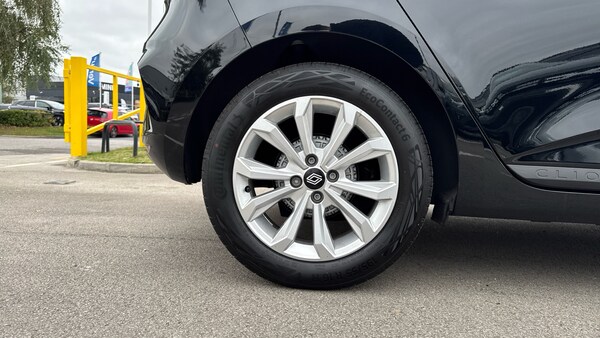 Used Renault Clio 2024 for sale - 76194701: Photo 7