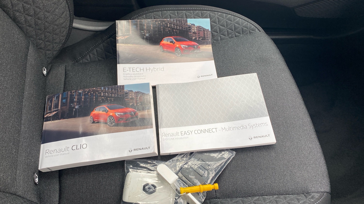 Used Renault Clio 2022 for sale - 77326021: Photo 19