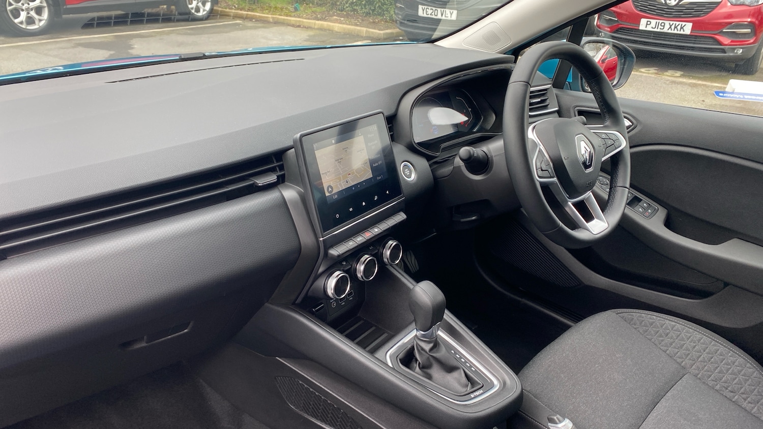 Used Renault Clio 2022 for sale - 77326021: Photo 9