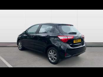 Used Toyota Yaris 2018 for sale - 75008792: Photo