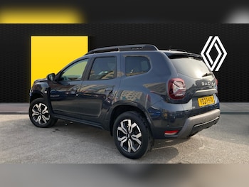 Used Dacia Duster 2023 for sale - 78623611: Photo