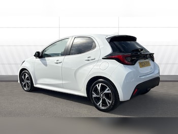 Used Toyota Yaris 2024 for sale - 78164624: Photo