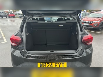 Used Dacia Sandero Stepway 2024 for sale - 76422197: Photo