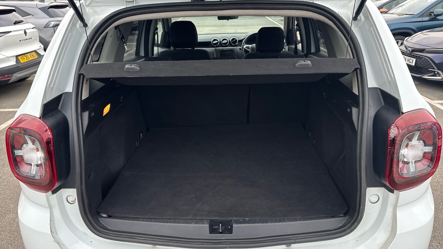 Used Dacia Duster 2021 for sale - 77114119: Photo 4