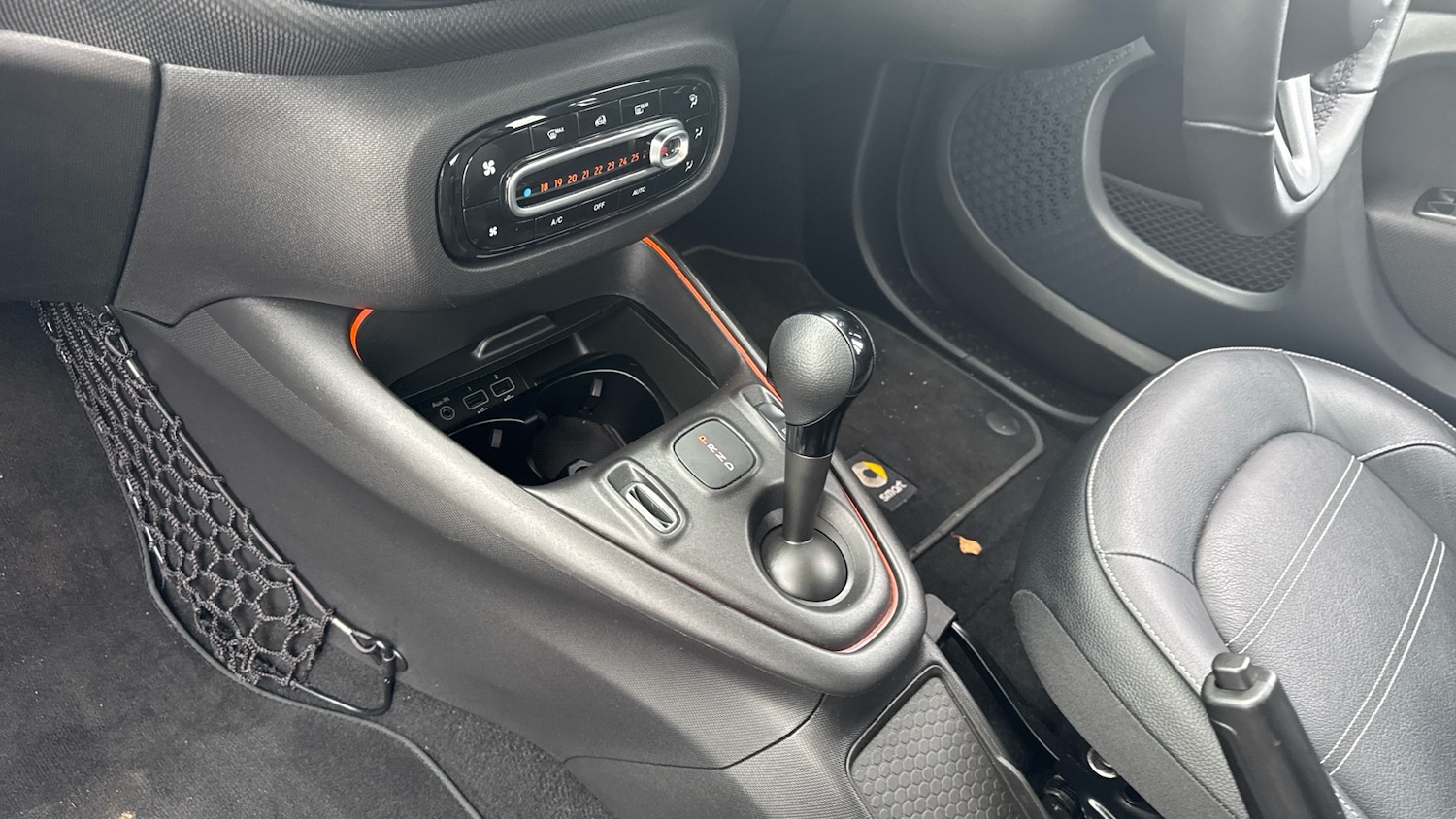 Used smart fortwo 2021 for sale - 76895201: Photo 13