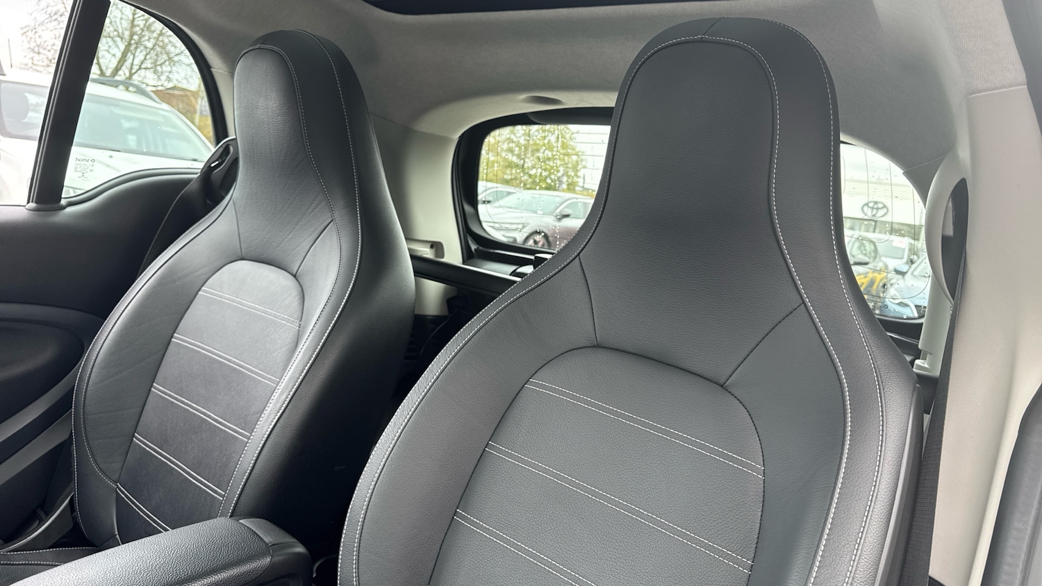 Used smart fortwo 2021 for sale - 76895201: Photo 15