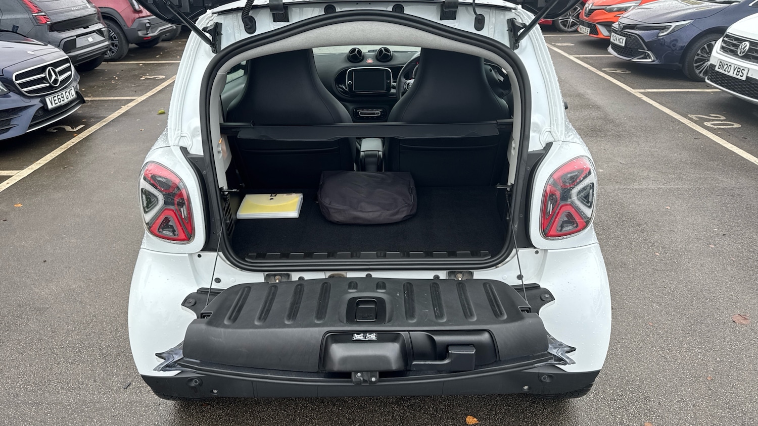 Used smart fortwo 2021 for sale - 76895201: Photo 4