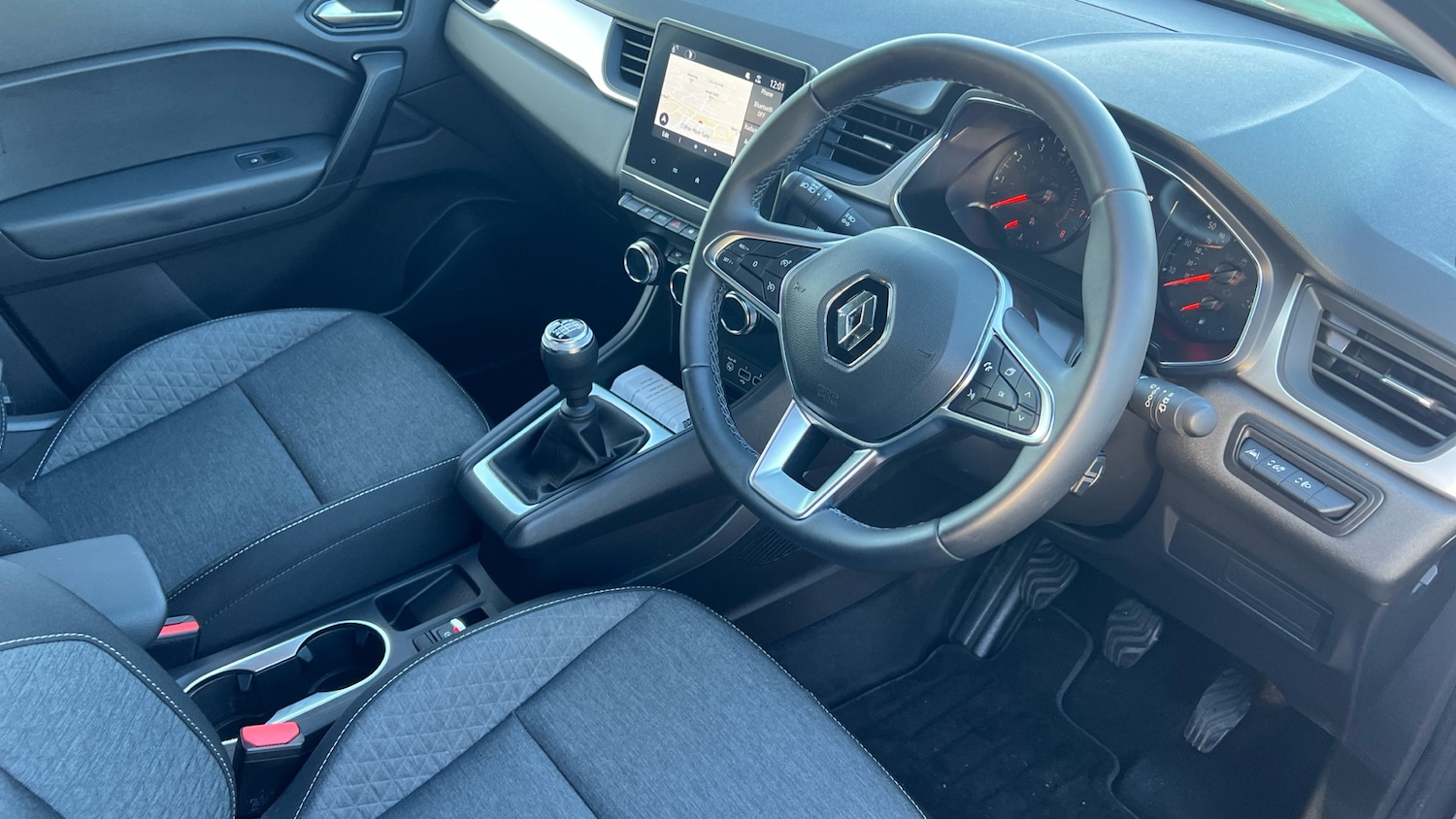 Used Renault Captur 2022 for sale - 76921179: Photo 11