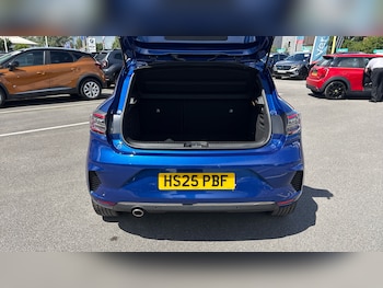 Used Renault Clio 2025 for sale - 78859235: Photo