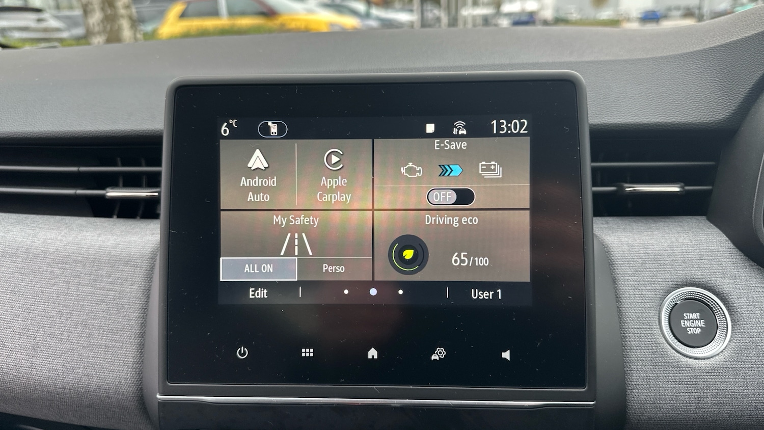 Used Renault Clio 2025 for sale - 76692650: Photo 12