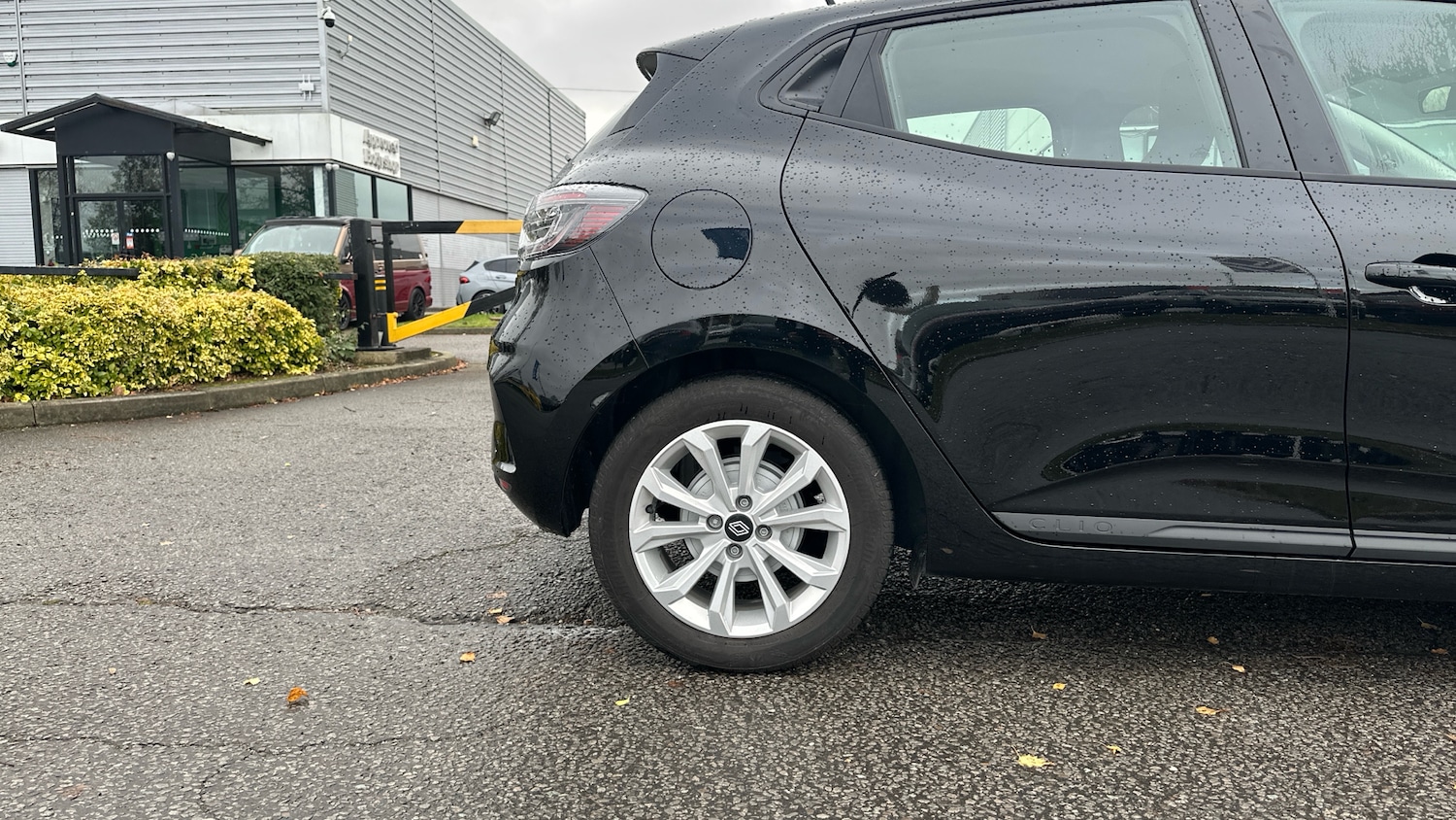 Used Renault Clio 2025 for sale - 76692650: Photo 7