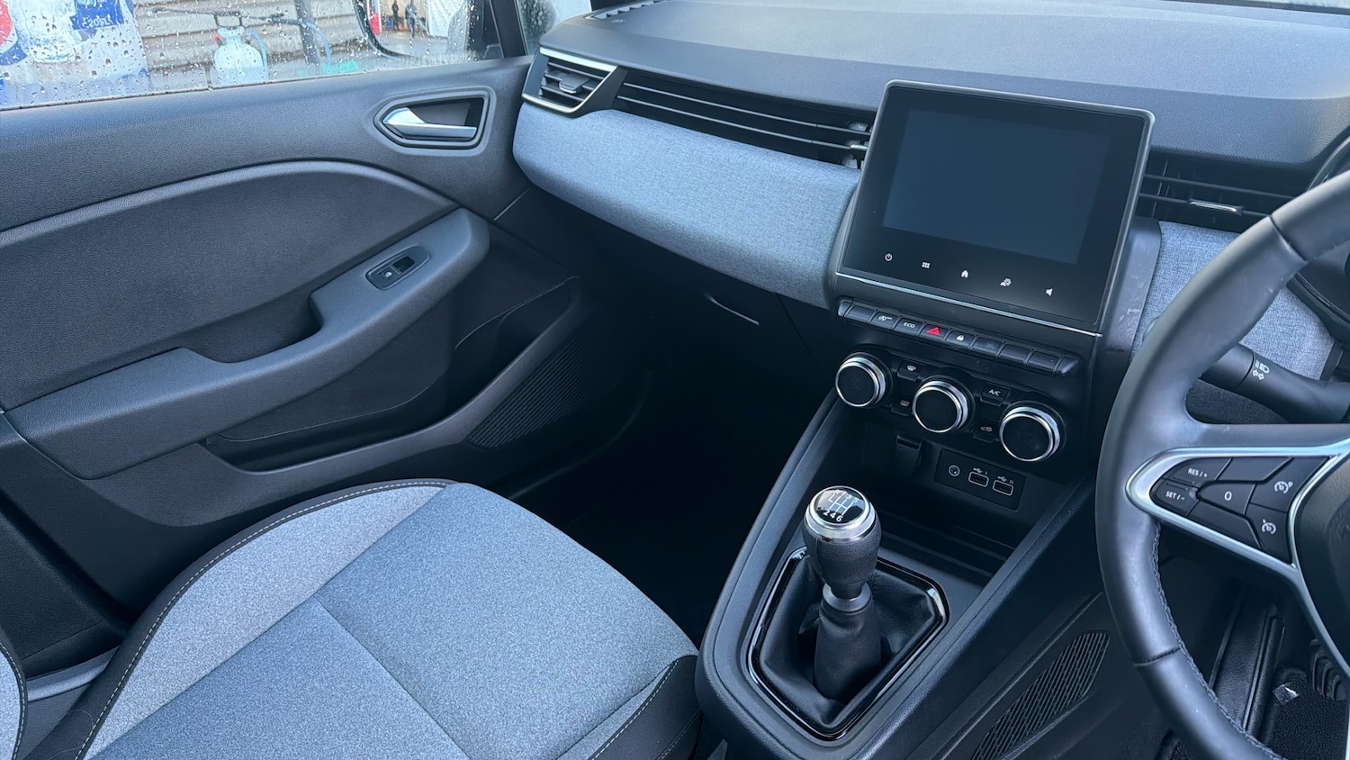 Used Renault Clio 2024 for sale - 76835333: Photo 14