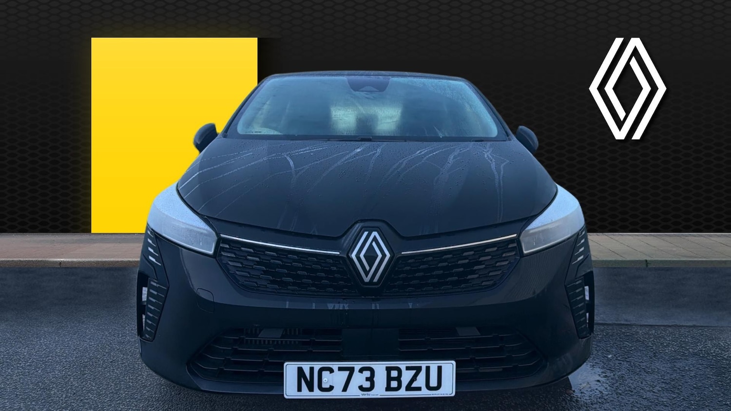 Used Renault Clio 2024 for sale - 76835333: Photo 3