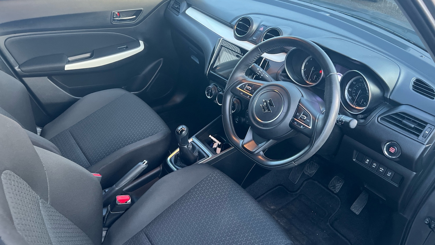 Used Suzuki Swift 2019 for sale - 77337483: Photo 11