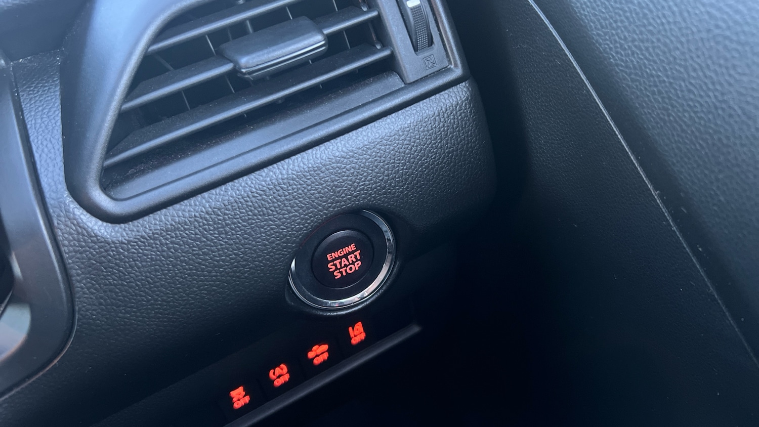 Used Suzuki Swift 2019 for sale - 77337483: Photo 20