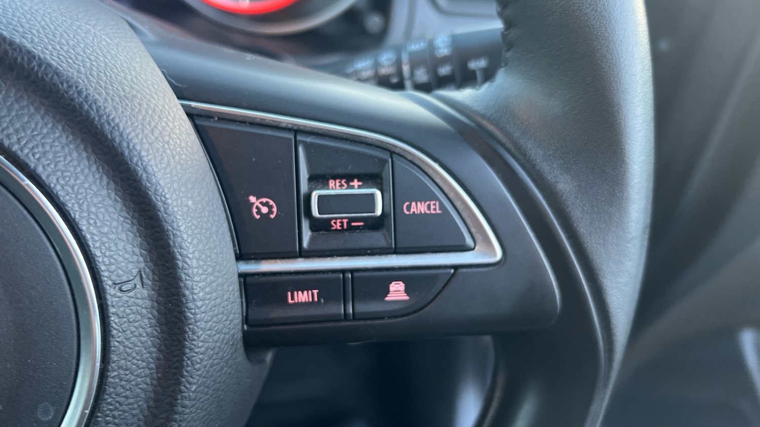 Used Suzuki Swift 2019 for sale - 77337483: Photo 9