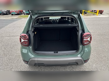 Used Dacia Duster 2023 for sale - 75700201: Photo